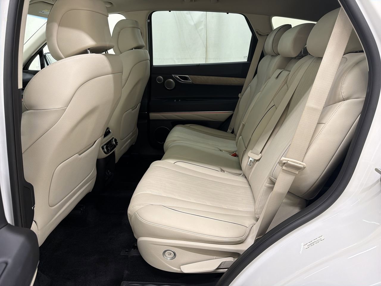 2023 GENESIS GV80 Standard - Photo 19