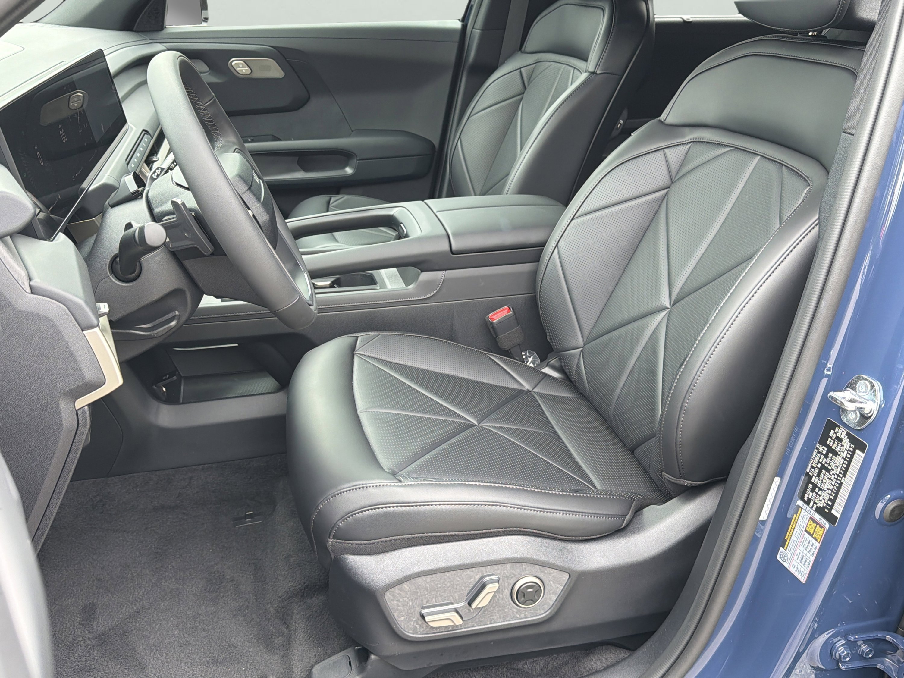 New 2027 Midnight Lake Blue Kia EX image 21