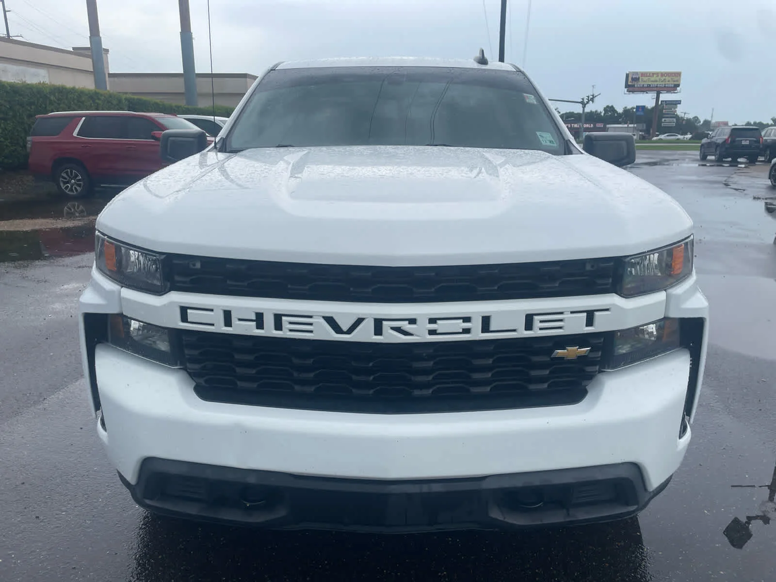 Used 2020 SUMMIT WHITE Chevrolet Custom image 3