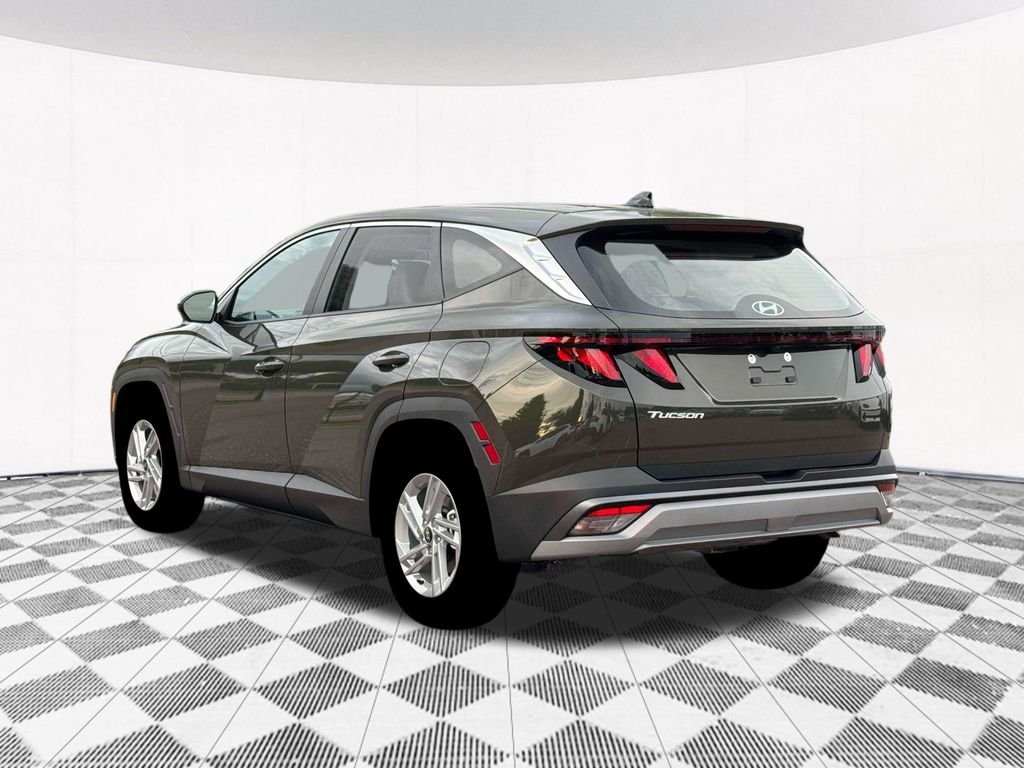 New 2026 Green Hyundai SE image 7