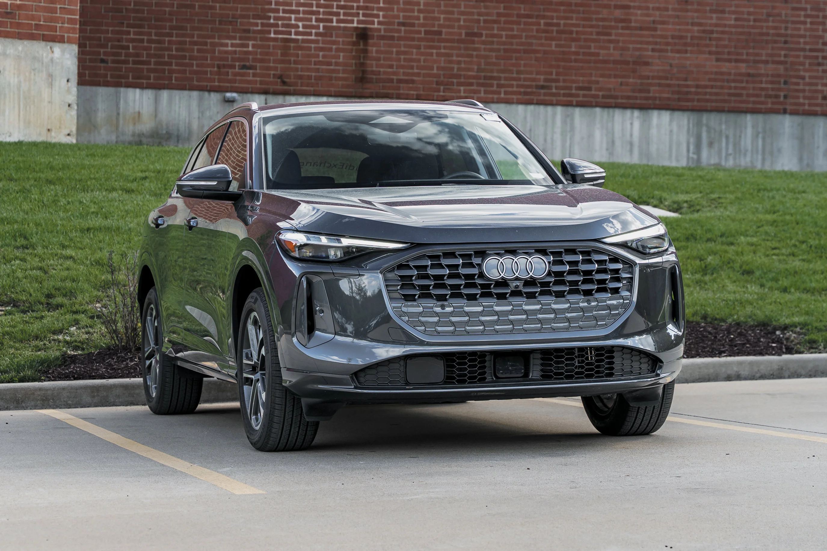 2025 Audi Q5 40 Premium Plus's photo
