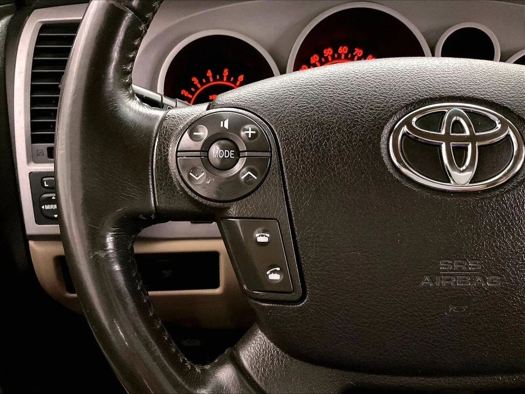 Used 2007 Beige Toyota SR5 image 23