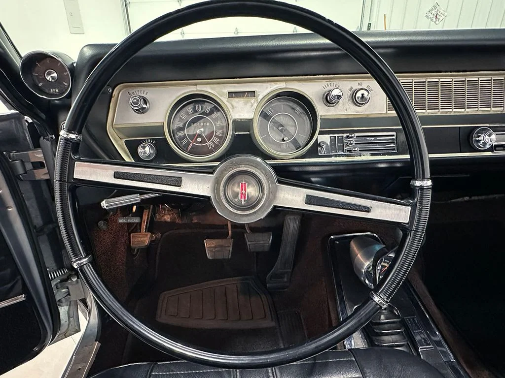 Used 1966 Silver Oldsmobile  image 57