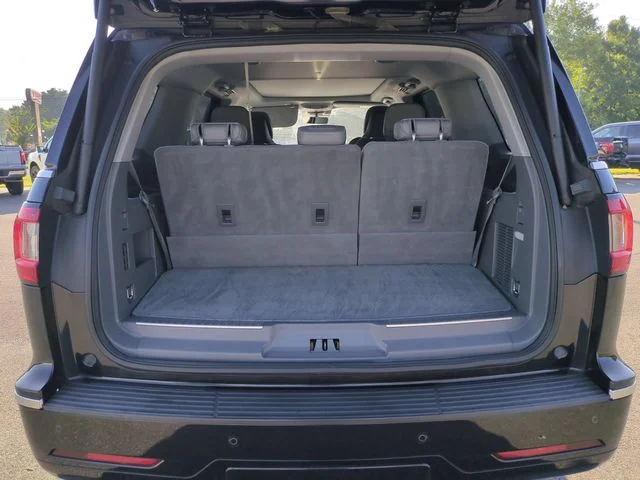Used 2019 Black Lincoln Reserve image 32
