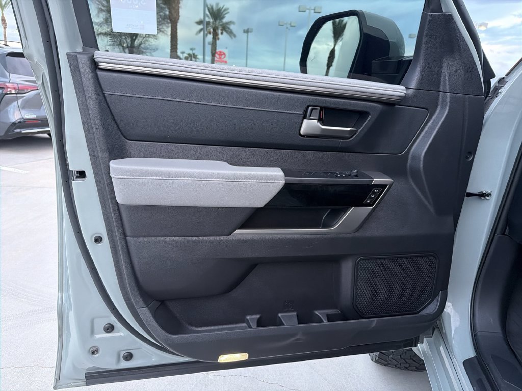 2024 Toyota Tundra Limited - Photo 9