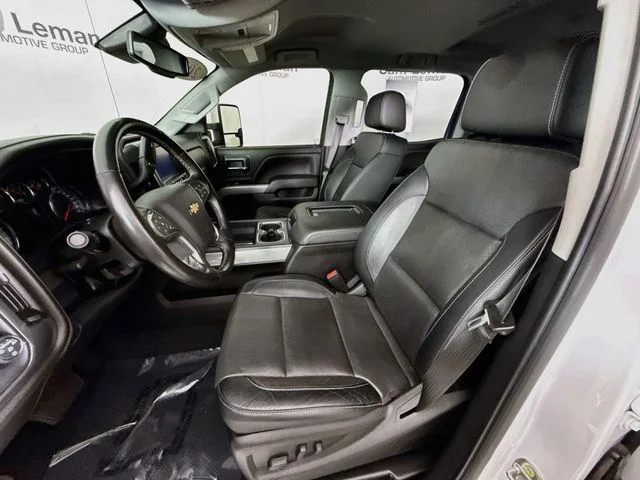 Used 2019 White Chevrolet LTZ image 22