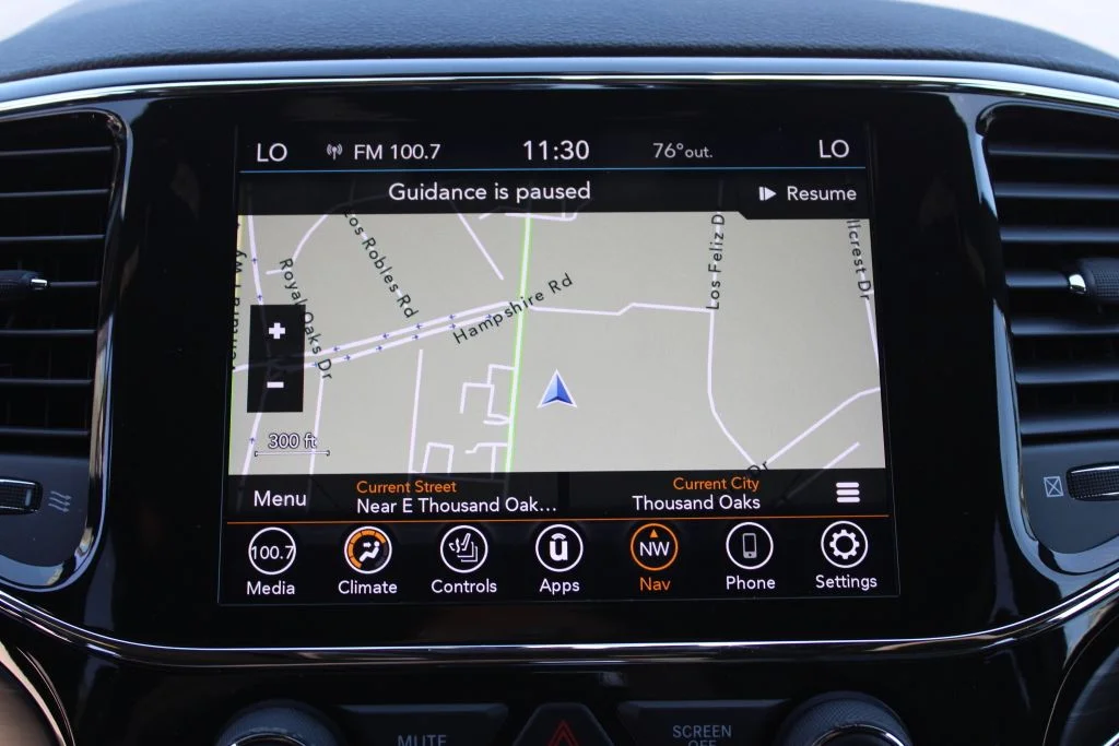 Used 2021 Silver Jeep Limited image 22