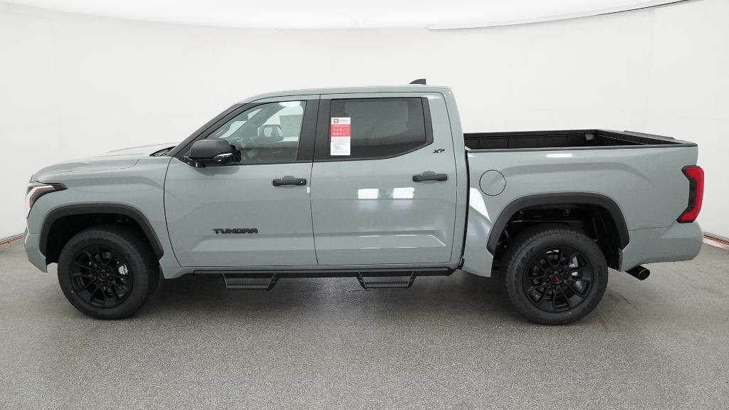 New 2026 Lunar Rock Toyota SR5 image 36