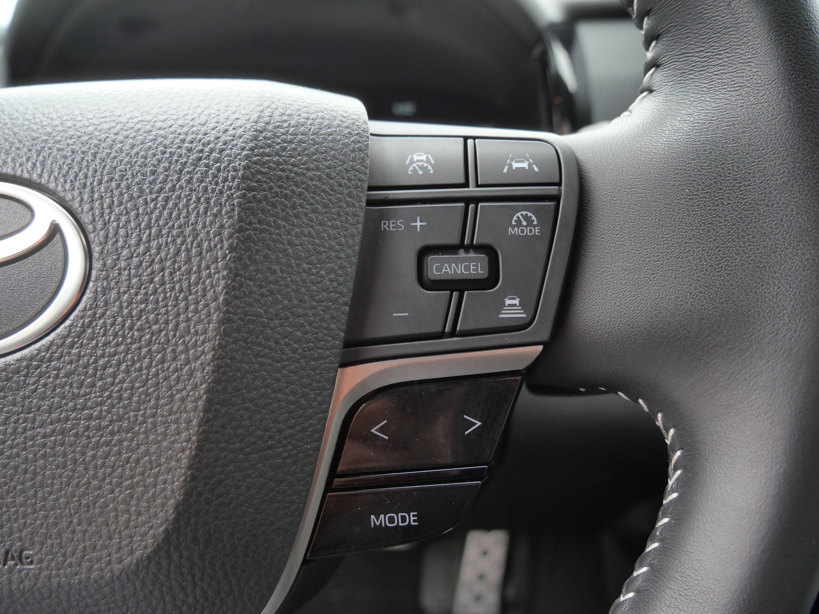 Used 2025 Midnight Black Metallic Toyota SE image 31