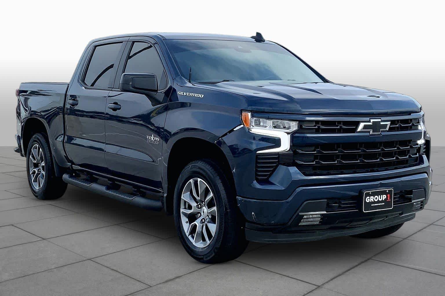 Used 2023 Northsky Blue Metallic Chevrolet RST image 3