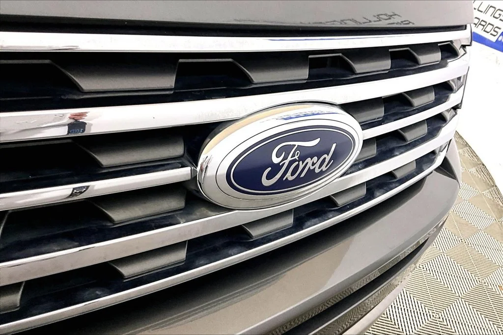Certified Used 2021 Magnetic Ford XLT image 24