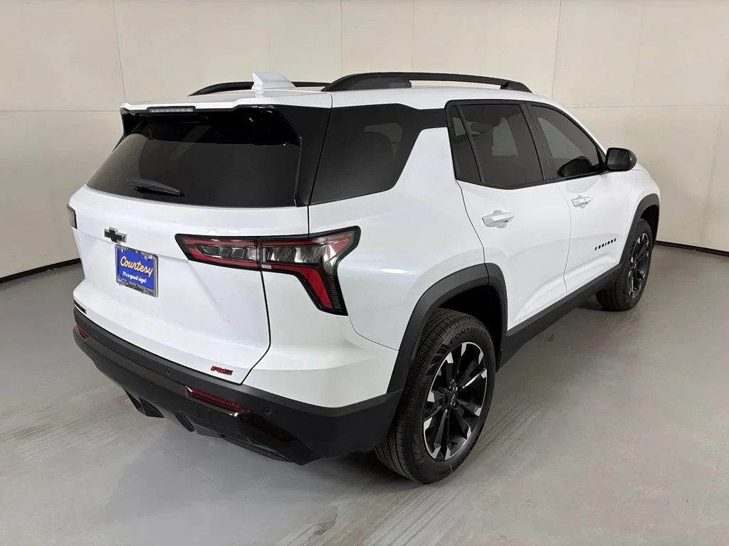 New 2027 Polar White Tricoat Chevrolet RS image 10