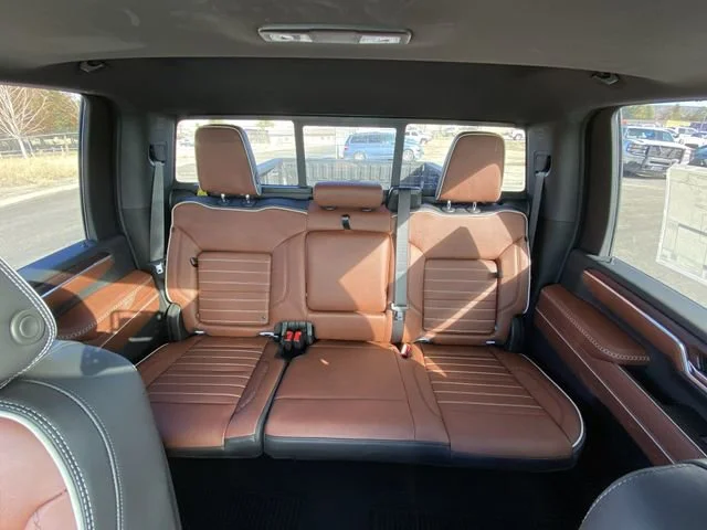 New 2026 Glacier White Tricoat GMC Denali Ultimate image 23