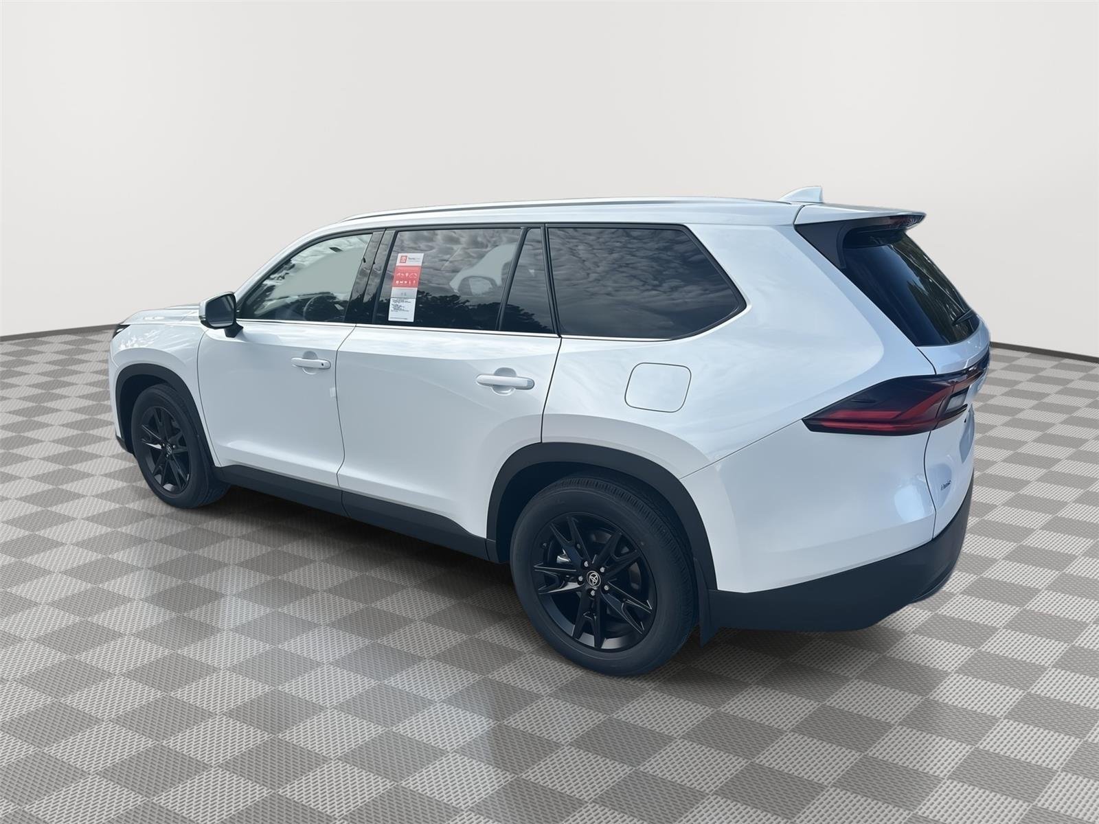 New 2026 Wind Chill Pearl <sup>1</sup> Toyota  Platinum image 7