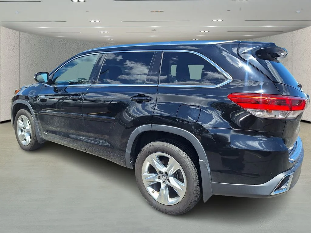 Used 2019 Black Toyota Limited image 3