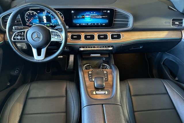 Used 2022  Mercedes-Benz GLS 450 image 12