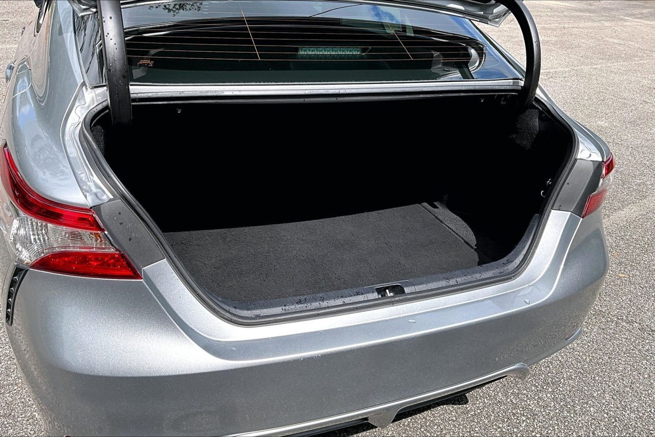 Used 2020 Silver Toyota SE image 36