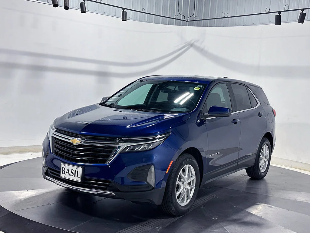 Used 2023 BLUE GLOW METALLIC Chevrolet LT image 8