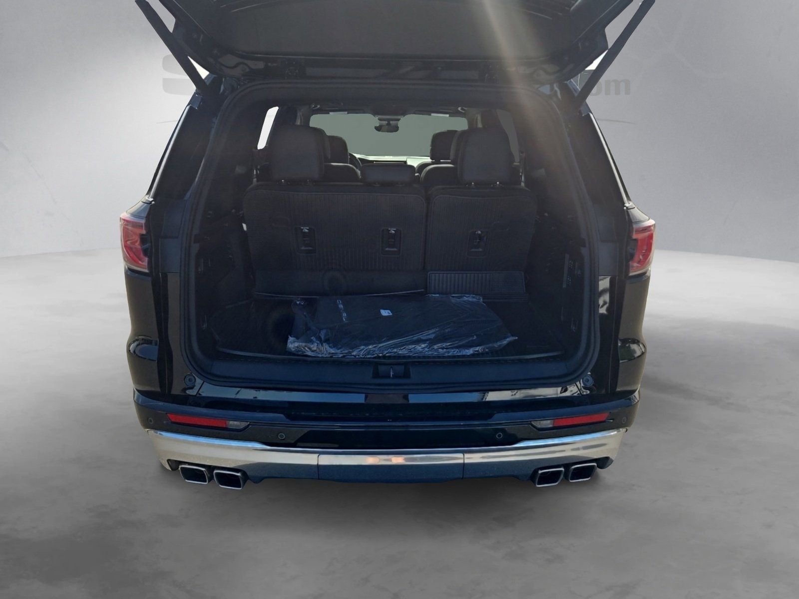 2026 GMC Acadia Denali - Photo 12
