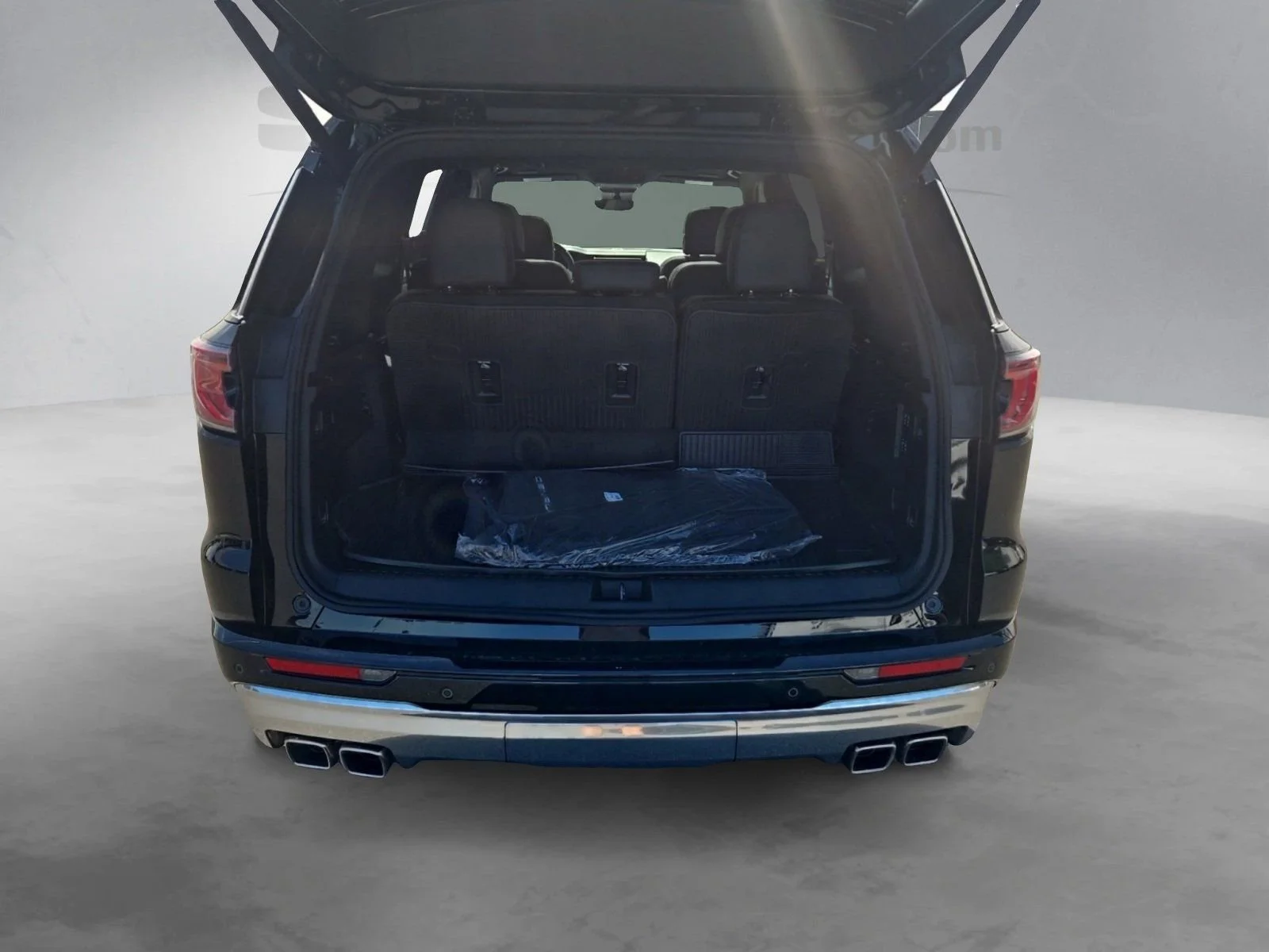 2026 GMC Acadia Denali - Photo 12