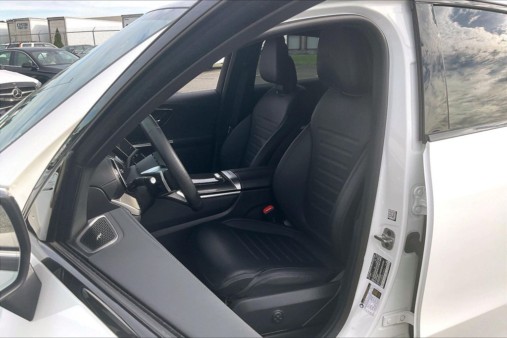 2024 Mercedes-Benz GLC Coupe GLC300 - Photo 17