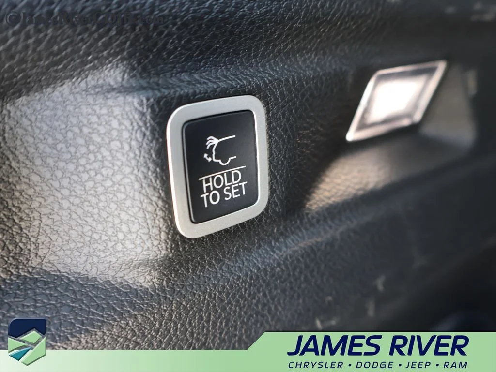 Used 2021 Gray Jeep Limited image 17