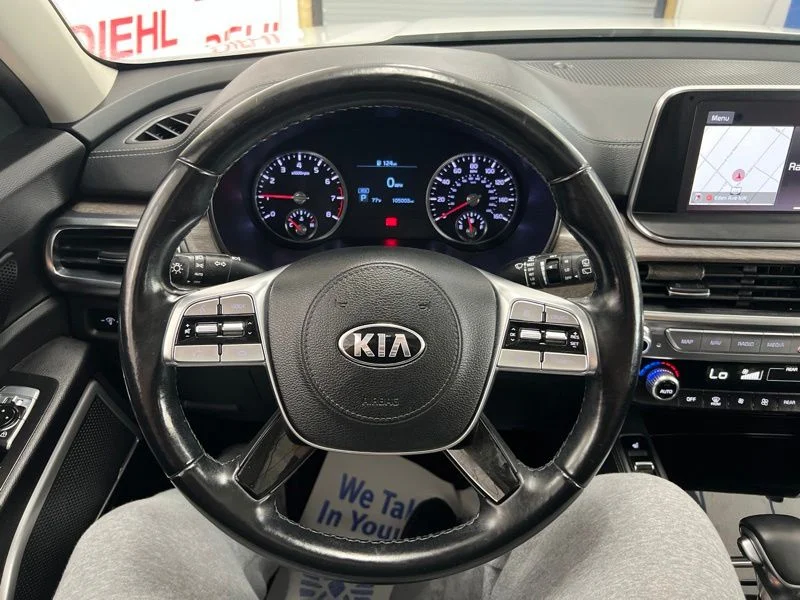 Used 2020 White Kia EX image 26