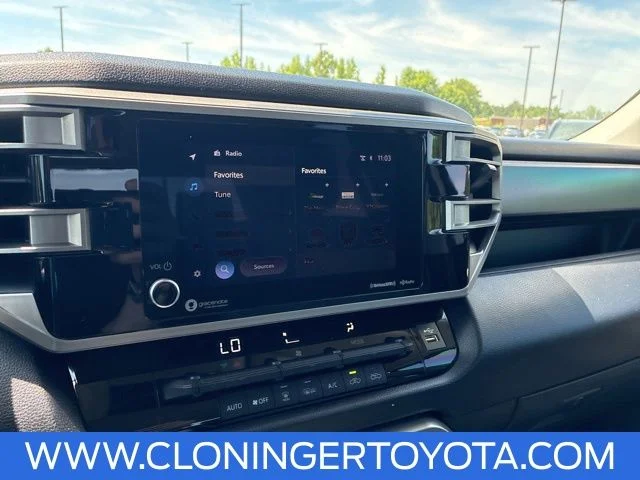 Used 2022 White Toyota SR5 image 8