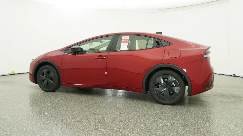New 2026 Supersonic Red Toyota LE image 11