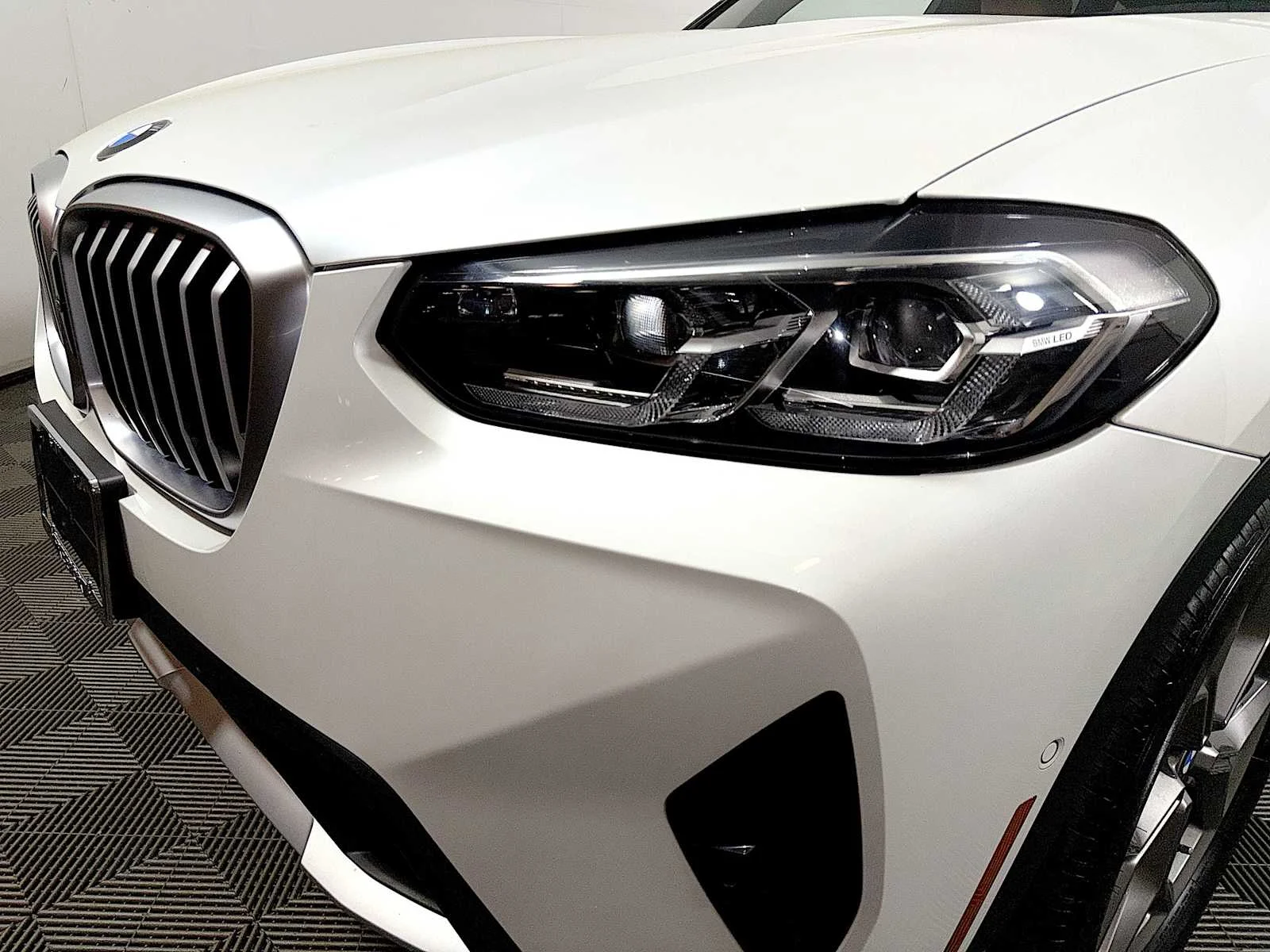 Certified Used 2023 Mineral White Metallic BMW xDrive30i image 26