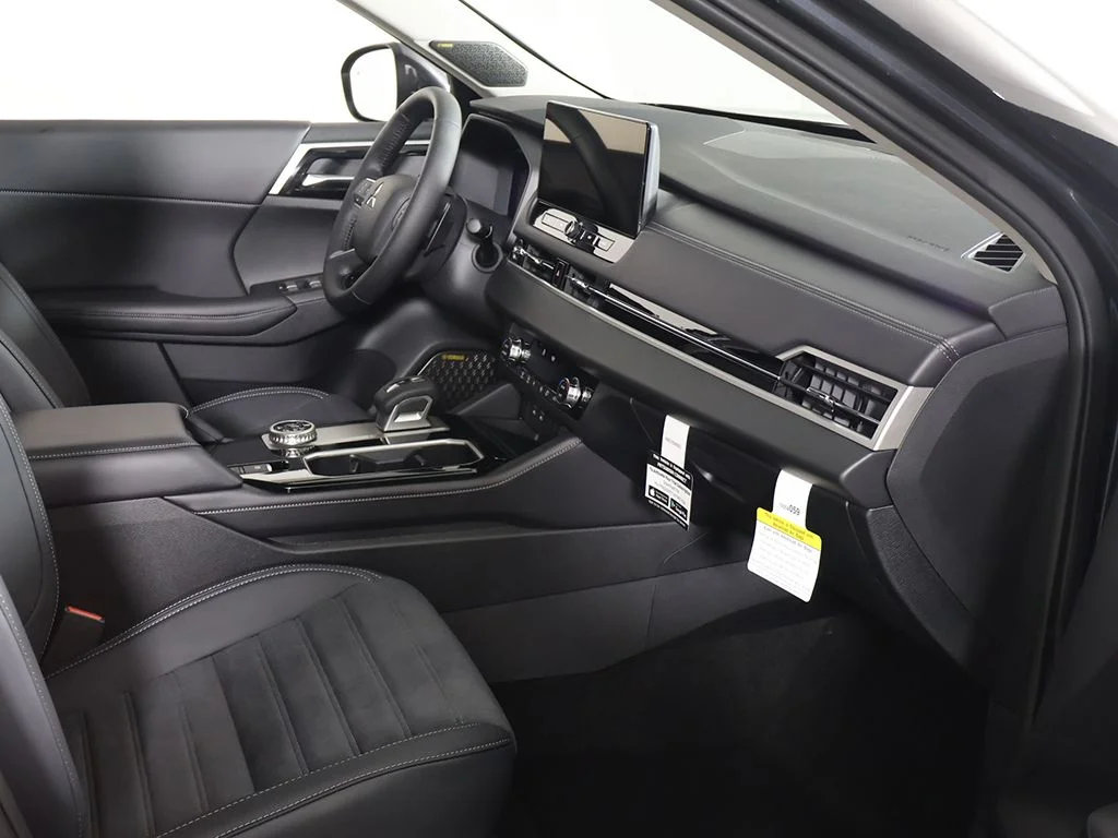 New 2026 Gray Mitsubishi SE 1.5T S-AWC image 28