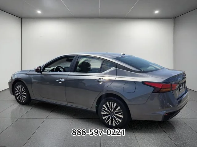 Used 2023 Gun Metallic NISSAN 2.5 SV image 3