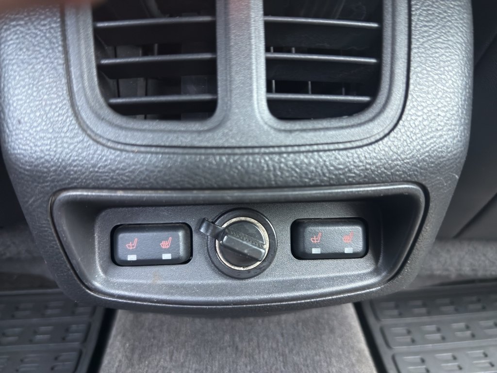 Used 2013 White Platinum Metallic Tri-Coat Ford SHO image 27