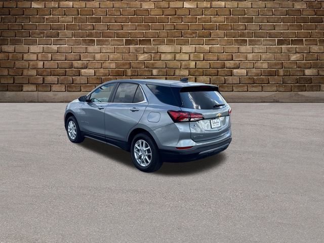 2024 Chevrolet Equinox LT photo 3
