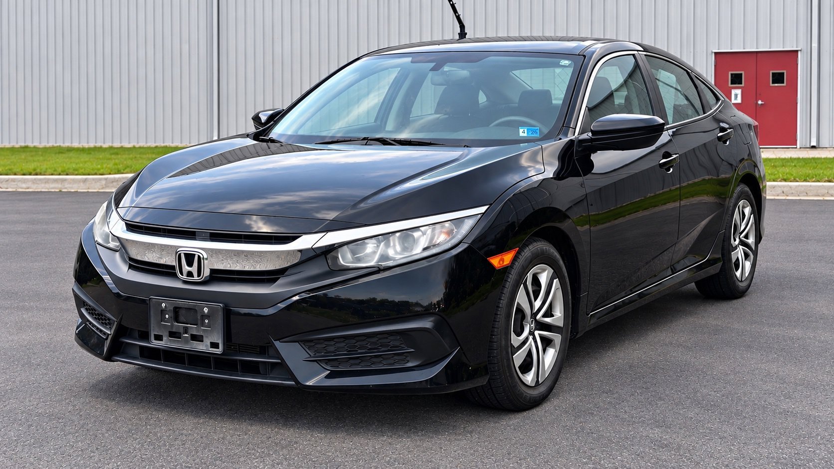Used 2017 Black Honda LX image 1