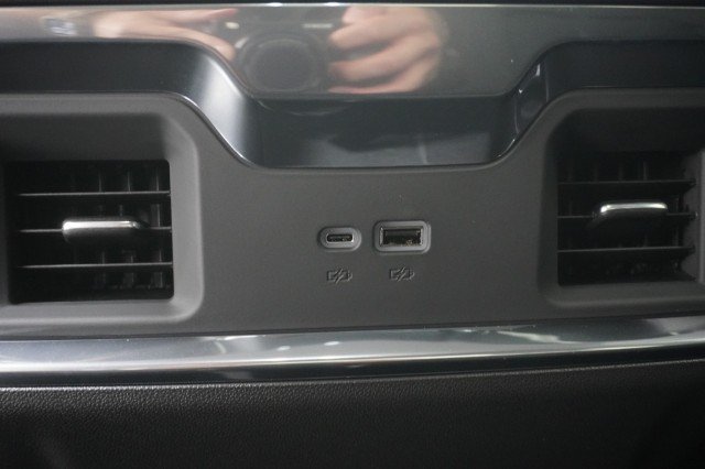 2026 GMC Sierra 1500 SLT - Photo 26