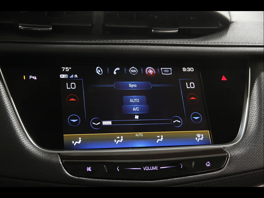 Used 2019 Stellar Black Metallic Cadillac Luxury image 13