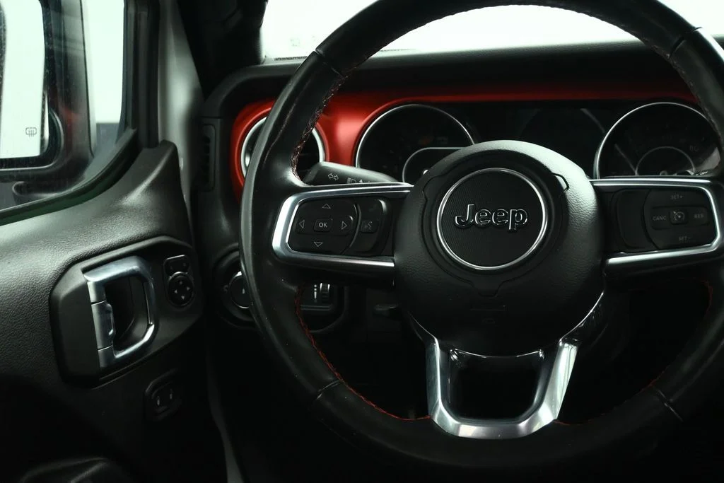Used 2023 White Jeep Rubicon image 42