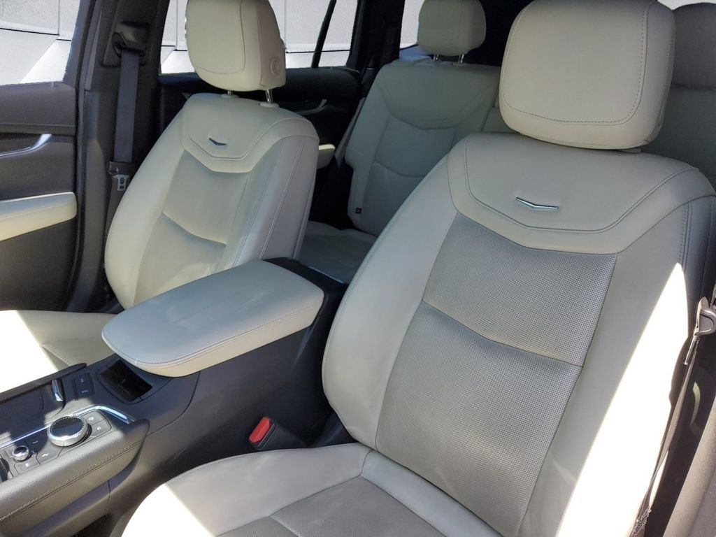 Used 2021 White Cadillac Sport image 8