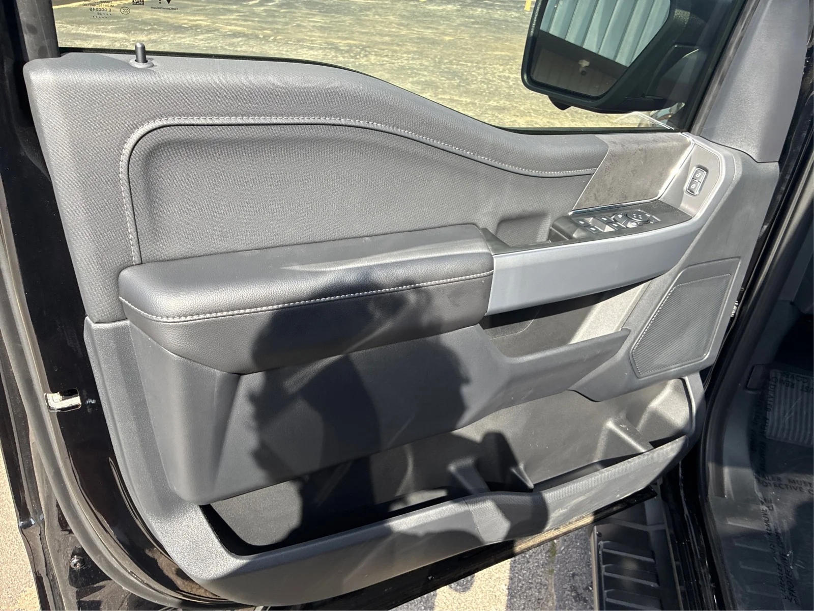 New 2026 Agate Black Metallic Ford XLT image 16