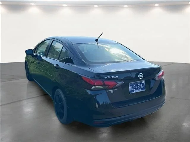 Used 2021 Black Nissan 1.6 S image 21