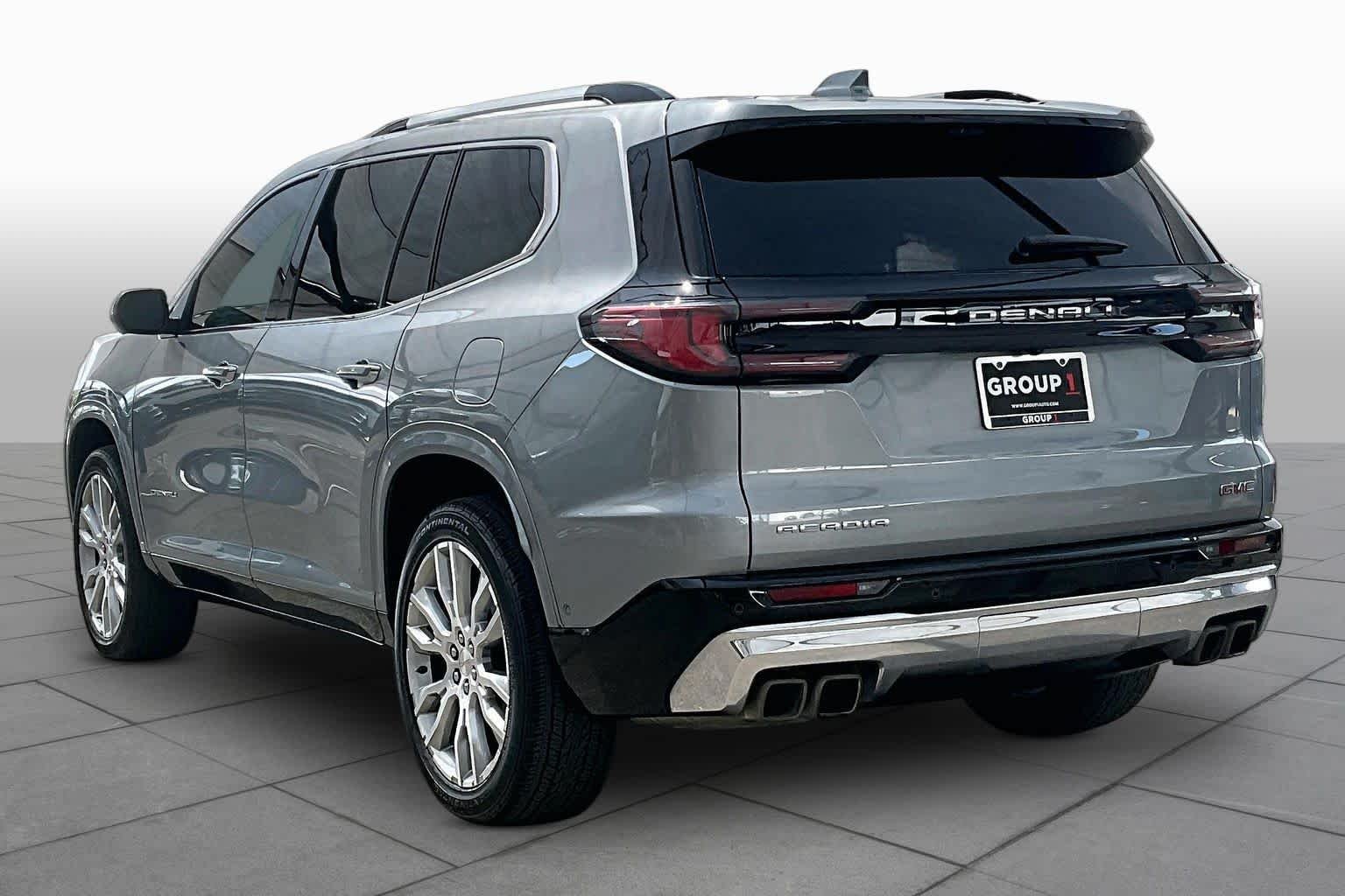 Used 2024 Sterling Metallic GMC FWD Denali image 12