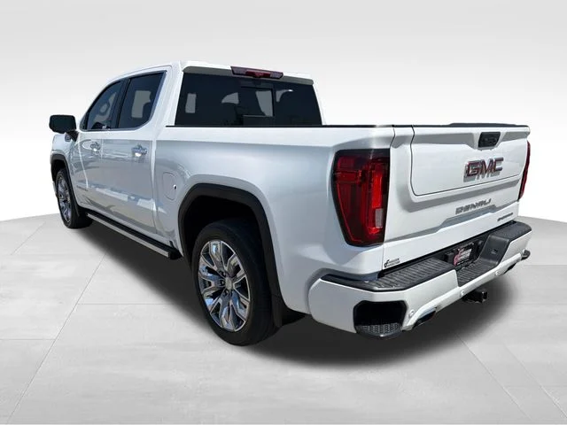 Used 2025 White GMC Denali image 5