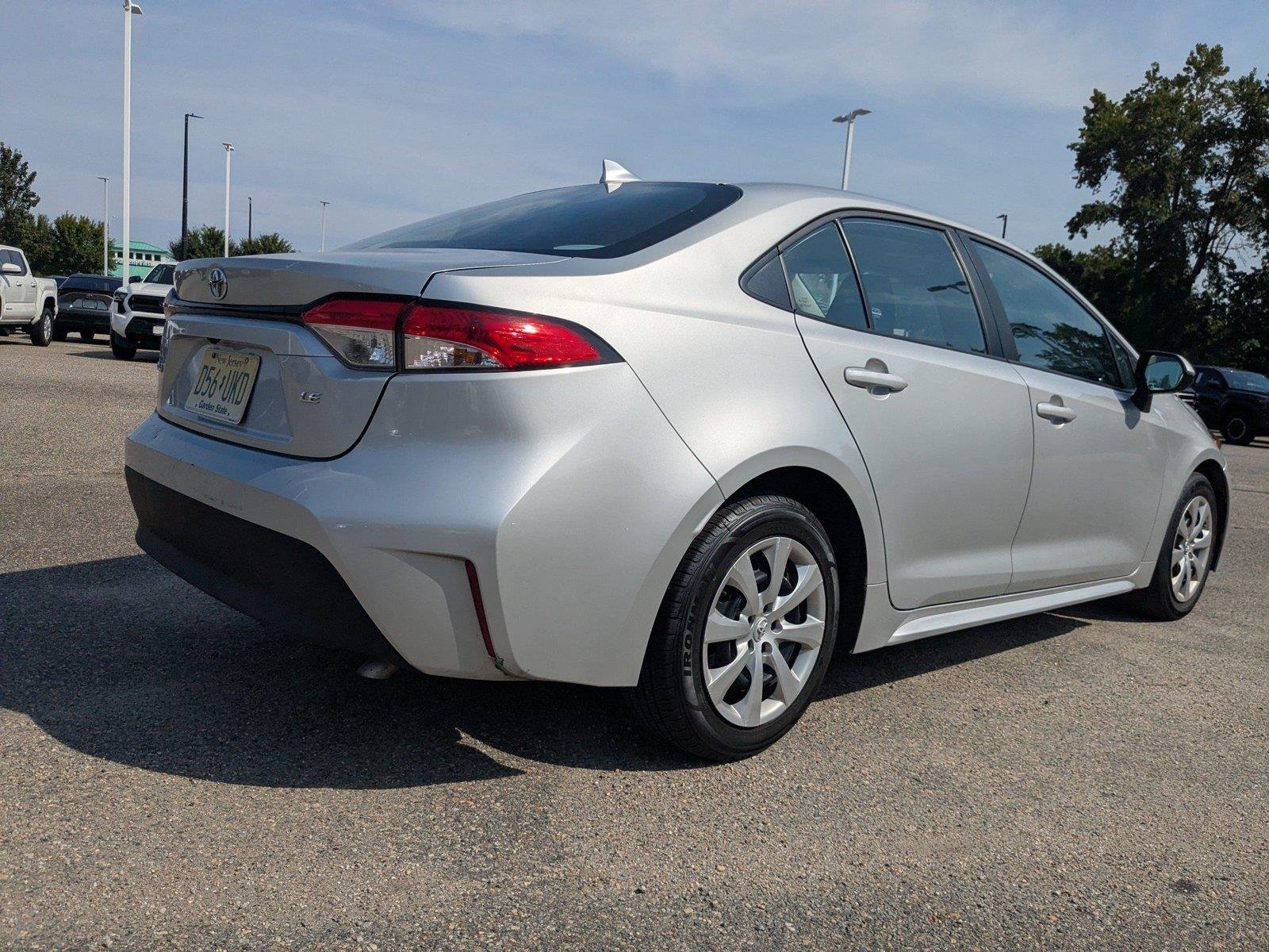 Used 2024  Toyota LE image 4