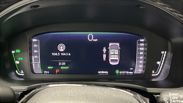 Used 2025 Gray Honda Sport Touring image 17