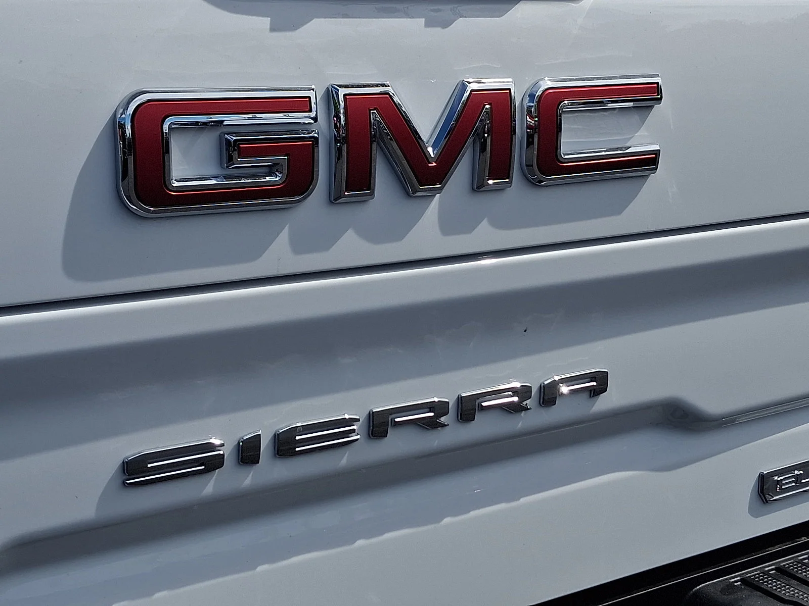 Used 2022 Summit White   Gaz GMC Elevation image 31