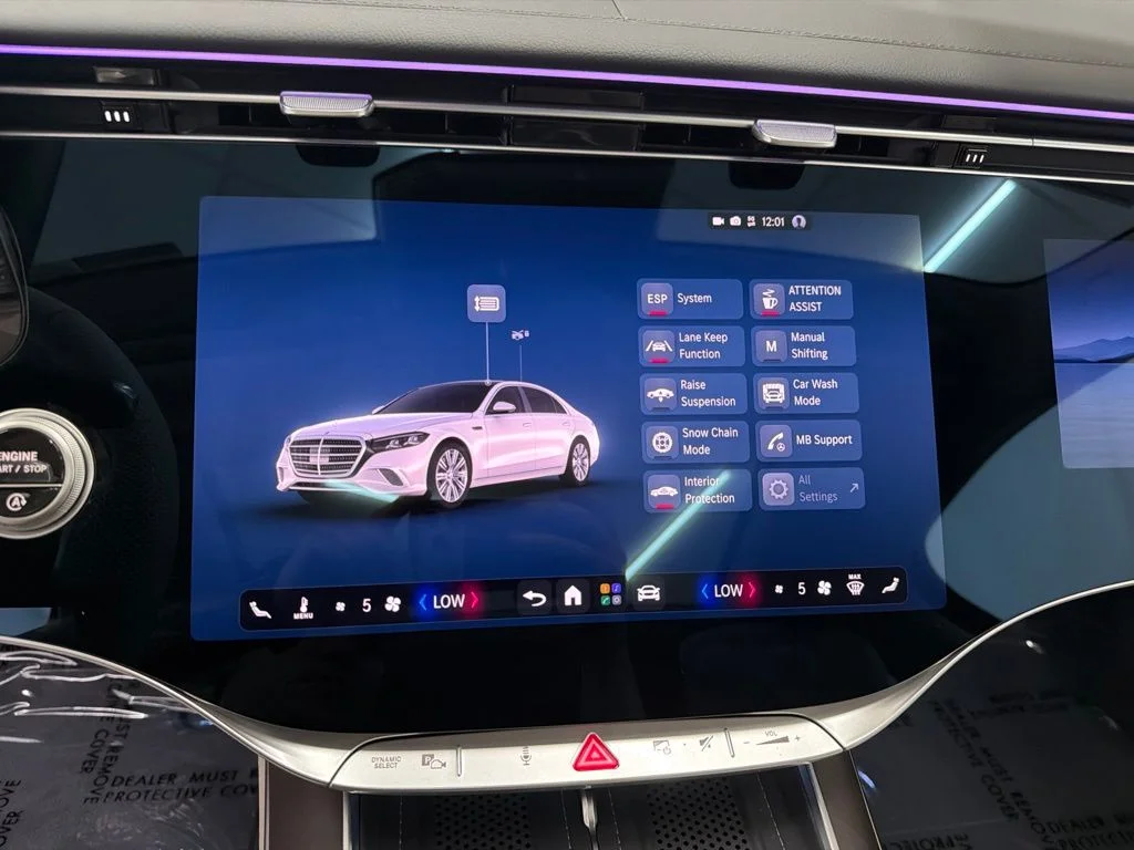 New 2027 White Mercedes-Benz S 580 image 16