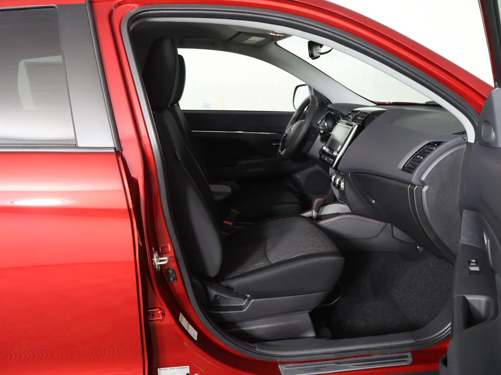New 2027 Red Mitsubishi 2.0 LE 2WD image 26