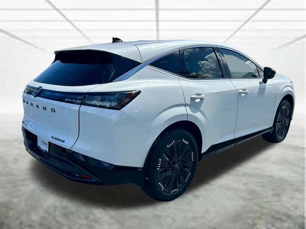 New 2026 Everest White Pearl TriCoat Nissan Platinum image 5