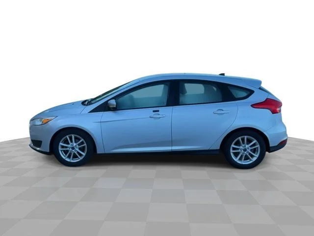Used 2015 Ingot Silver Ford SE image 7